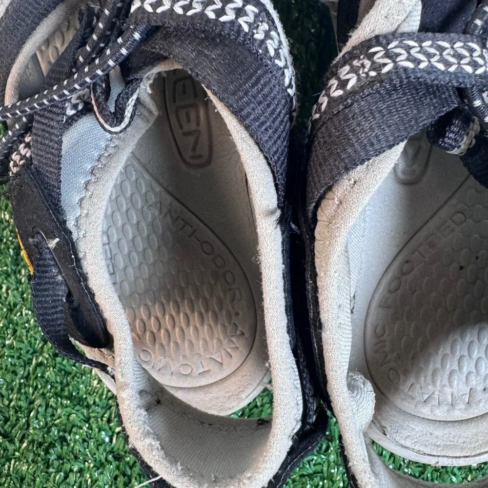 Keen whisper waterproof